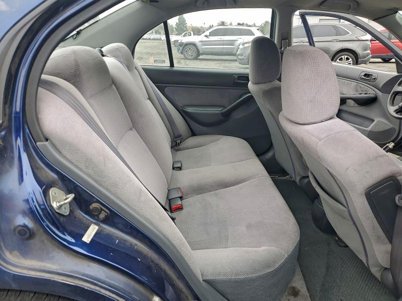 Photo 10 from auction – 2001 HONDA CIVIC with VIN 2HGES26761H604330