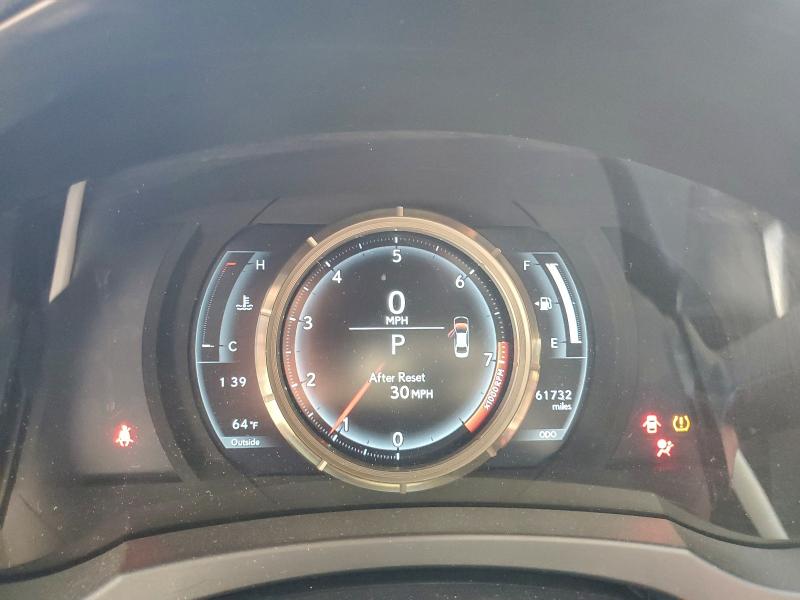 Photo 9 from auction – 2018 LEXUS IS 350 with VIN JTHBZ1D28J5032102
