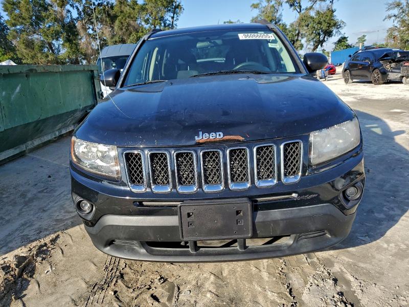Photo 5 from auction – 2014 JEEP COMPASS SP with VIN 1C4NJCBA0ED536103
