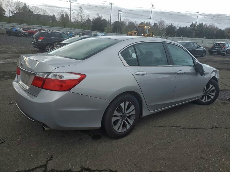 Photo 3 from auction – 2015 HONDA ACCORD LX with VIN 1HGCR2F30FA002786