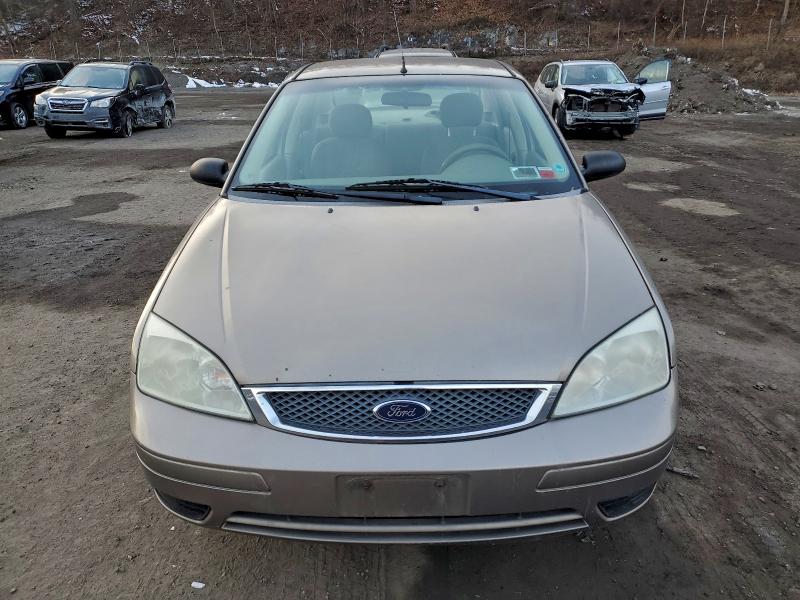 Photo 5 from auction – 2005 FORD FOCUS with VIN 1FAFP34NX5W185813