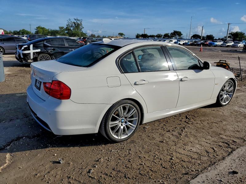 Photo 3 from auction – 2011 BMW 328 with VIN WBAPH7C55BE679452