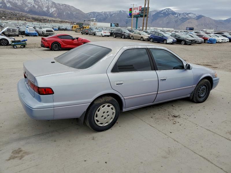 Photo 3 from auction – 1998 TOYOTA CAMRY with VIN JT2BG22K7W0109619