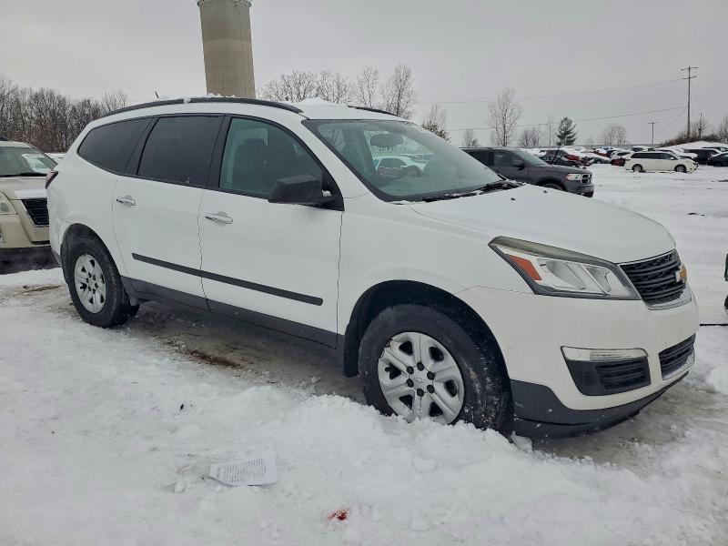 Photo 4 from auction – 2016 CHEVROLET TRAVERSE L with VIN 1GNKRFKD5GJ283184