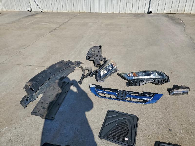 Photo 12 from auction – 2013 HONDA ACCORD SPO with VIN 1HGCR2F58DA017745