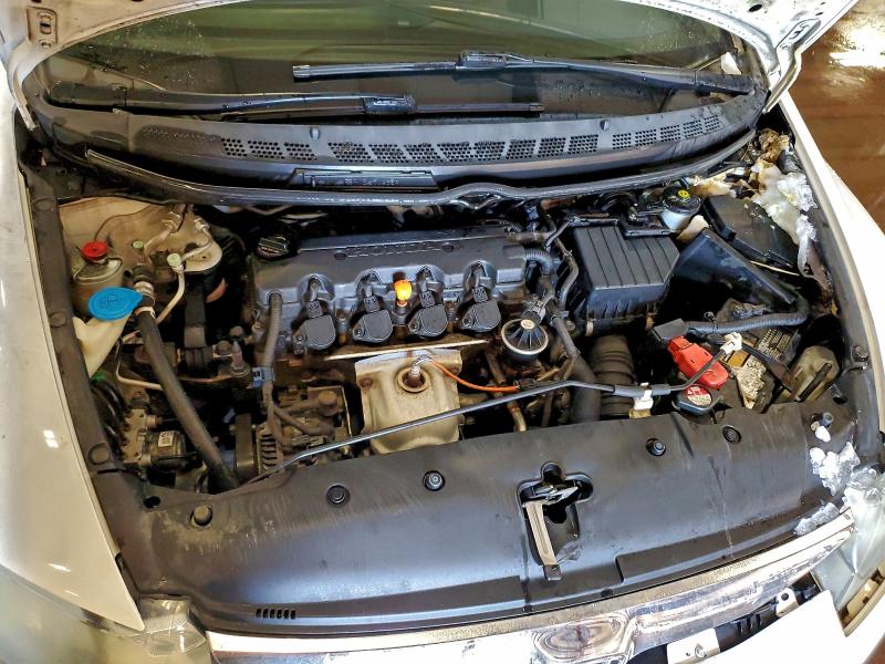 Photo 11 from auction – 2011 HONDA CIVIC LX with VIN 19XFA1F56BE024295