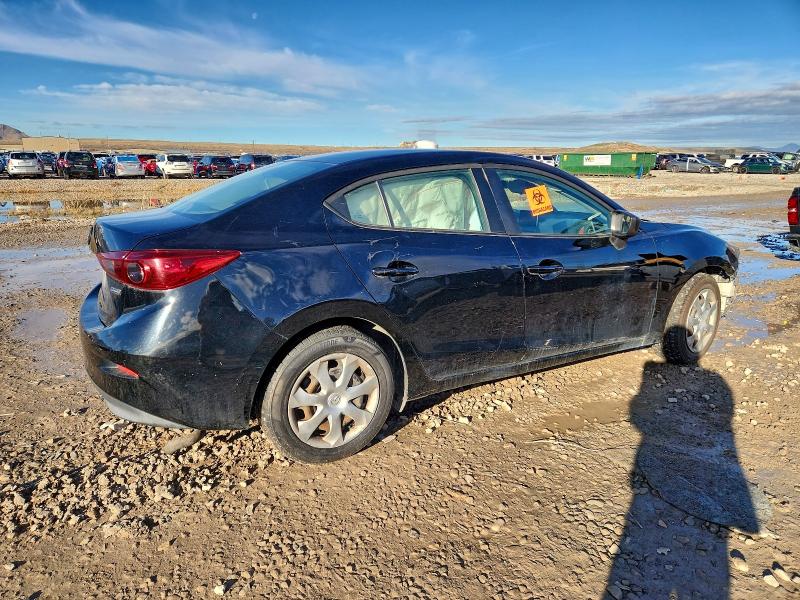 Photo 3 from auction – 2015 MAZDA 3 with VIN 3MZBM1U72FM197024