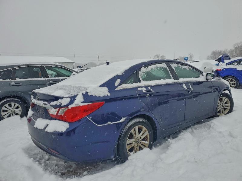 Photo 3 from auction – 2013 HYUNDAI SONATA GLS with VIN 5NPEB4AC1DH682718