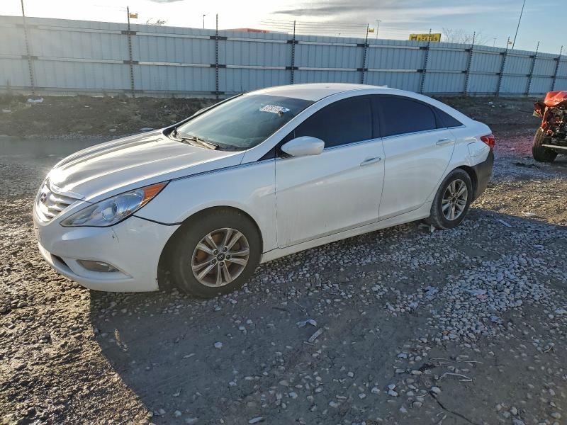 HYUNDAI SONATA GLS 2013 with VIN 5NPEB4AC6DH520289 - Photo from auction