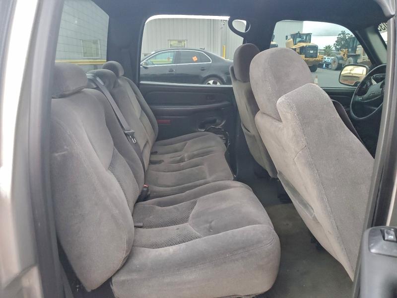 Photo 10 from auction – 2005 CHEVROLET SILVERADO with VIN 2GCEC13T251237495