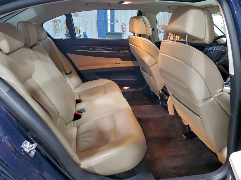 Photo 10 from auction – 2011 BMW 740 with VIN WBAKB4C52BC574468