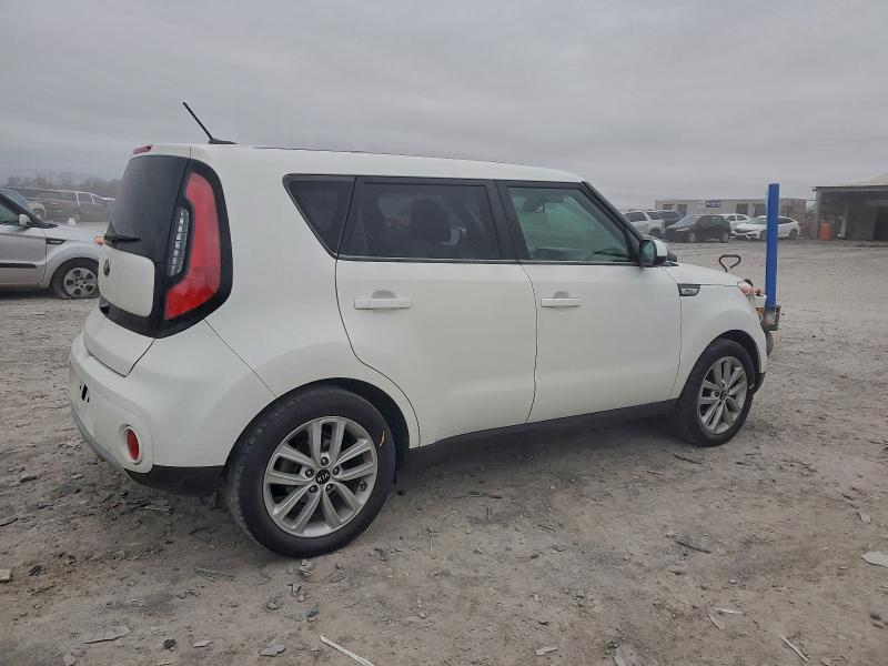 Photo 3 from auction – 2019 KIA SOUL + with VIN KNDJP3A51K7016259