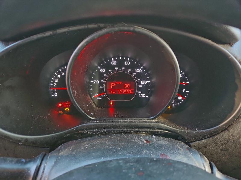 Photo 9 from auction – 2016 KIA SOUL with VIN KNDJN2A22G7854197