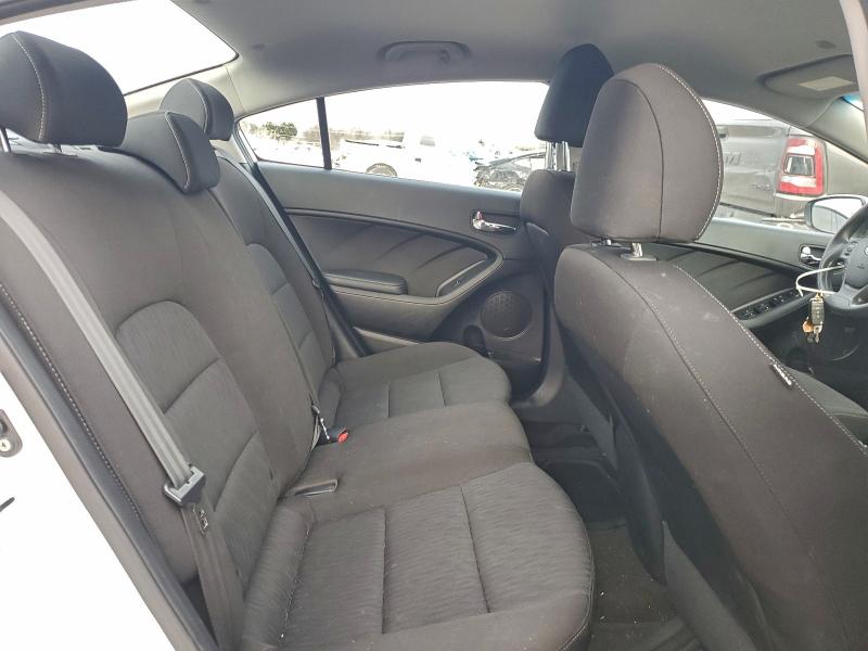 Photo 10 from auction – 2016 KIA FORTE LX with VIN KNAFK4A67G5573096