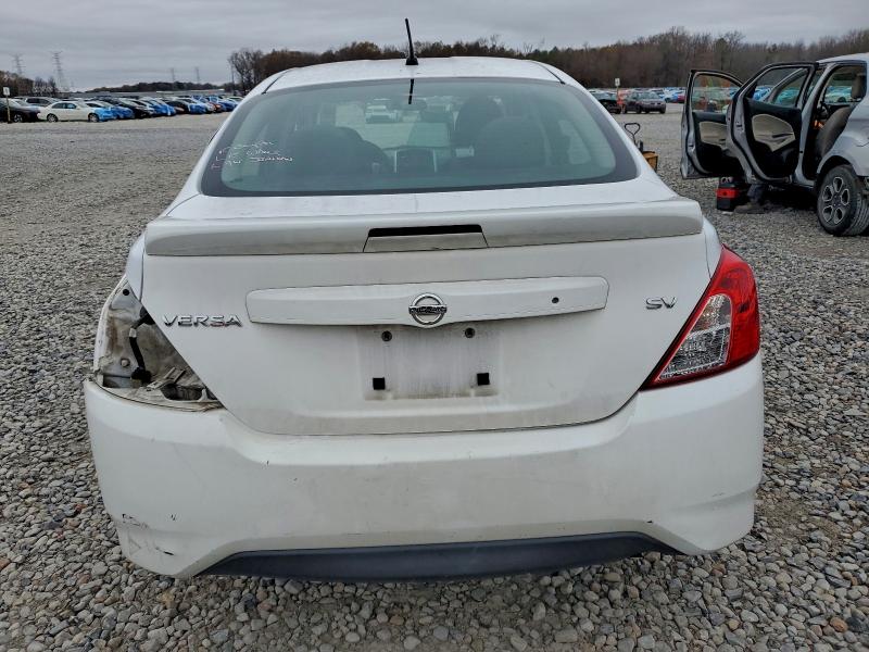 Photo 6 from auction – 2018 NISSAN VERSA with VIN 3N1CN7AP3JK402918