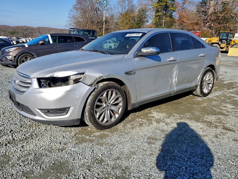 FORD TAURUS 2016 with VIN 1FAHP2F80GG111033 - Photo from auction