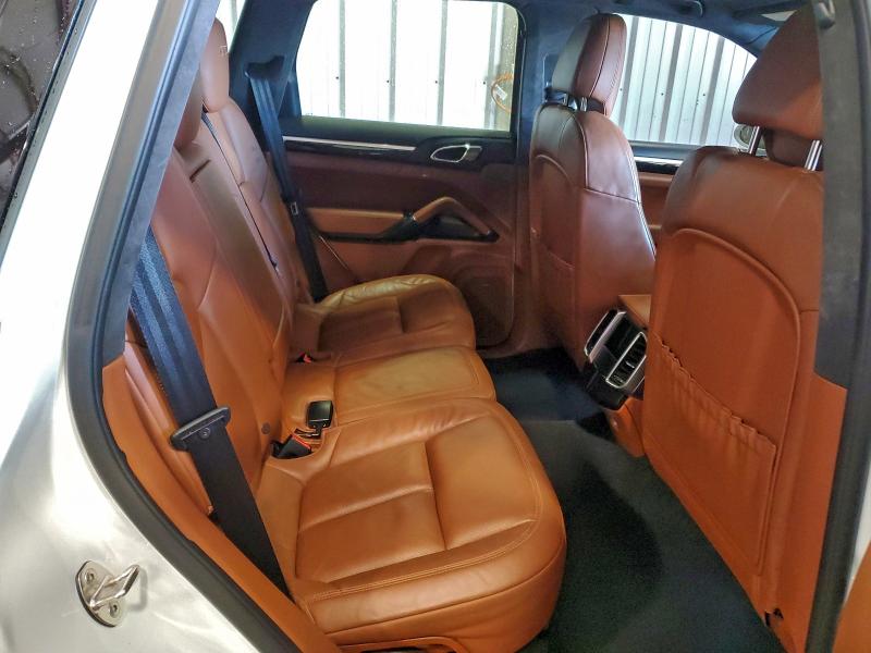 Photo 11 from auction – 2016 PORSCHE CAYENNE GT with VIN WP1AD2A21GLA79142