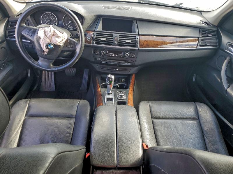 Photo 8 from auction – 2011 BMW X5 XDRIVE3 with VIN 5UXZV4C57BLL58378