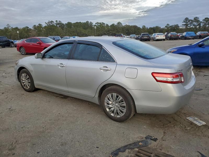 Photo 2 from auction – 2011 TOYOTA CAMRY BASE with VIN 4T1BF3EK6BU167201