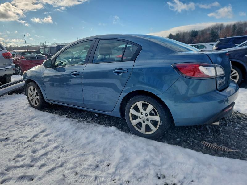 Photo 2 from auction – 2011 MAZDA 3 I with VIN JM1BL1VG4B1400961