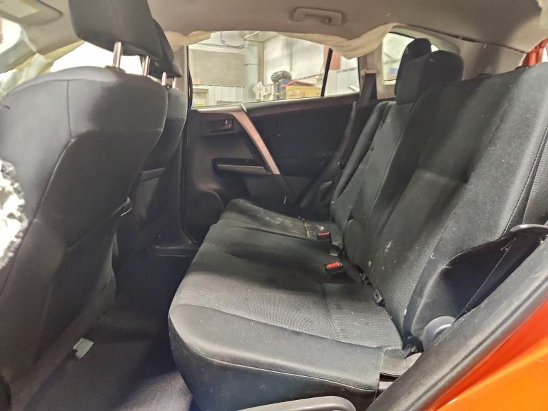Photo 11 from auction – 2016 TOYOTA RAV4 LE with VIN JTMBFREV9GD195650