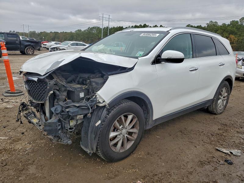 Photo 1 from auction – 2016 KIA SORENTO LX with VIN 5XYPG4A37GG095705
