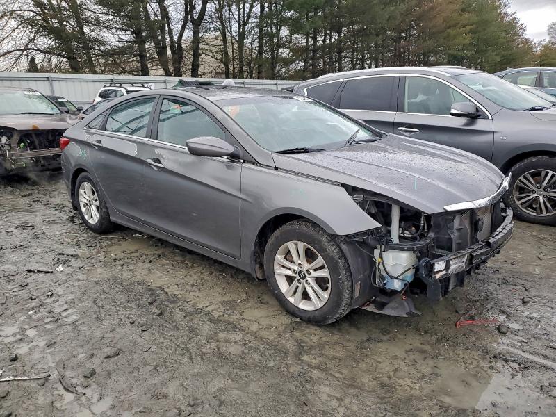 Photo 4 from auction – 2013 HYUNDAI SONATA GLS with VIN 5NPEB4ACXDH552176