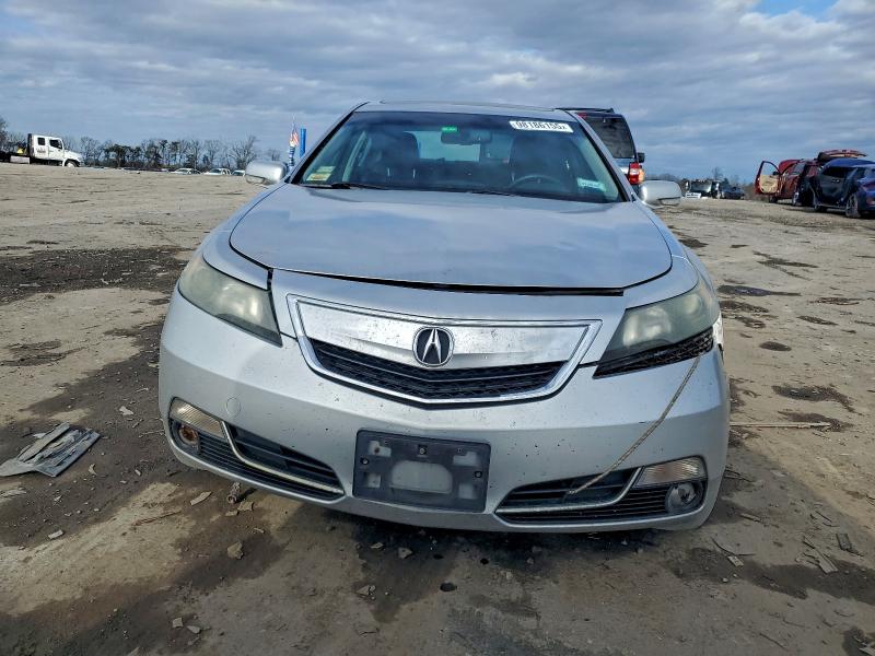 Photo 5 from auction – 2013 ACURA TL TECH with VIN 19UUA8F5XDA010018