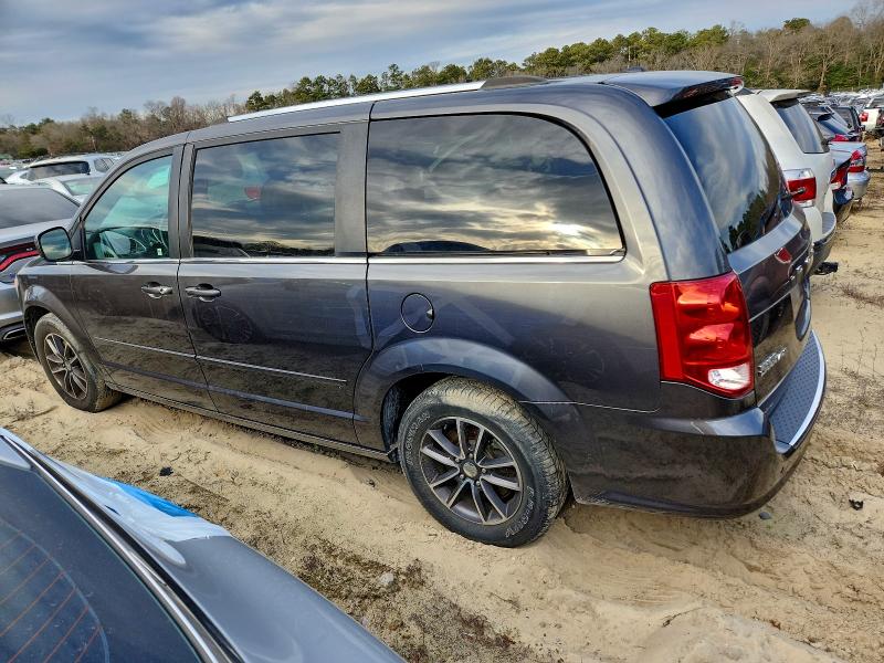 Photo 2 from auction – 2017 DODGE GRAND CARA with VIN 2C4RDGCG4HR713689