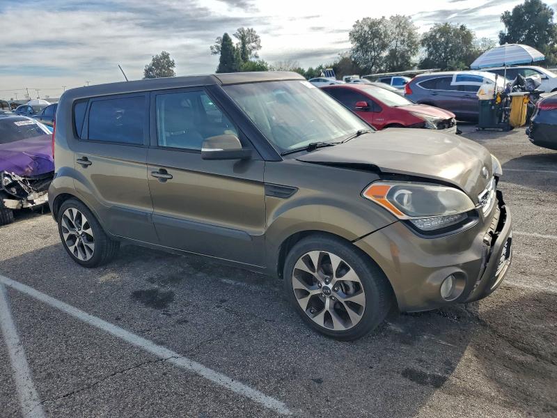 Photo 4 from auction – 2012 KIA SOUL + with VIN KNDJT2A60C7437194
