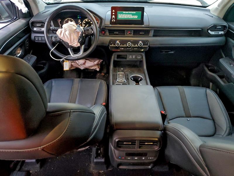 Photo 8 from auction – 2024 HONDA PILOT TOUR with VIN 5FNYG1H74RB006646