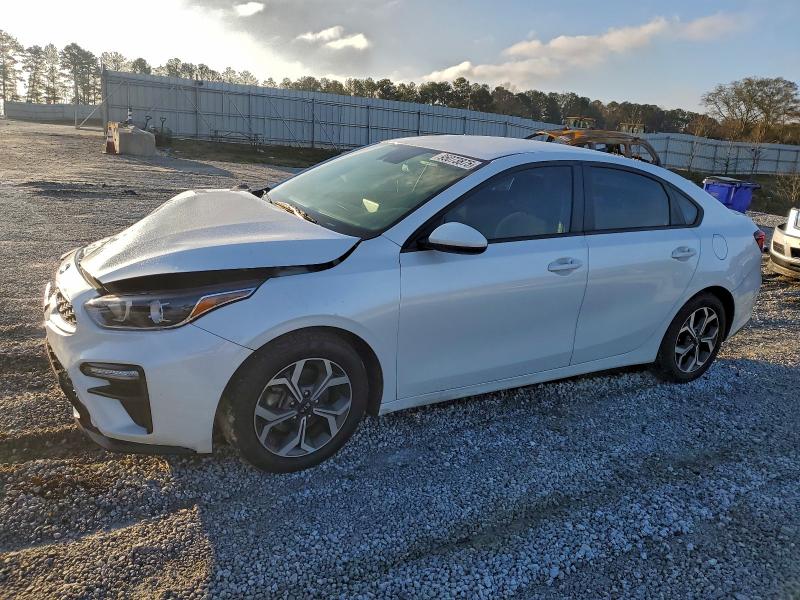 KIA FORTE FE 2021 with VIN 3KPF24ADXME291004 - Photo from auction