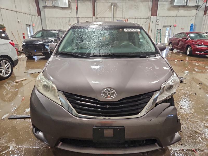 Photo 5 from auction – 2011 TOYOTA SIENNA LE with VIN 5TDKK3DC3BS061982