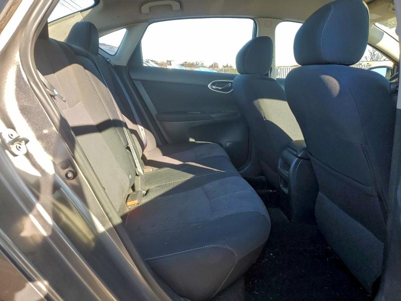 Photo 10 from auction – 2015 NISSAN SENTRA S with VIN 3N1AB7AP6FL689978
