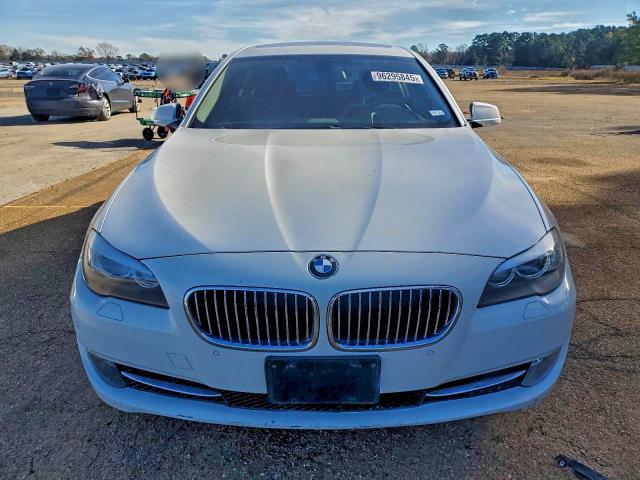 Photo 5 from auction – 2013 BMW 535 I with VIN WBAFR7C56DC820715
