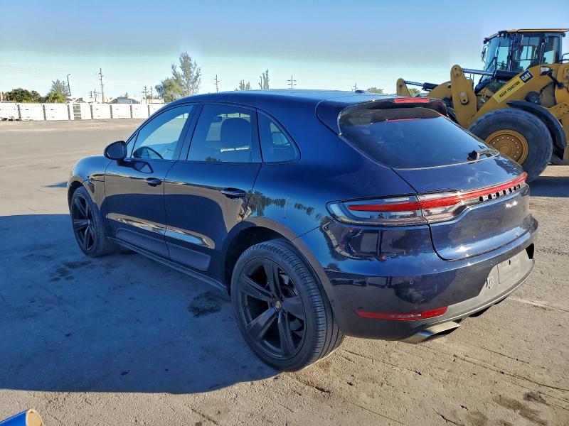 Photo 2 from auction – 2019 PORSCHE MACAN with VIN WP1AA2A50KLB04401