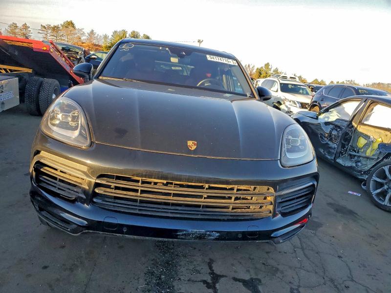 Photo 5 from auction – 2021 PORSCHE CAYENNE S with VIN WP1AB2AY3MDA27205
