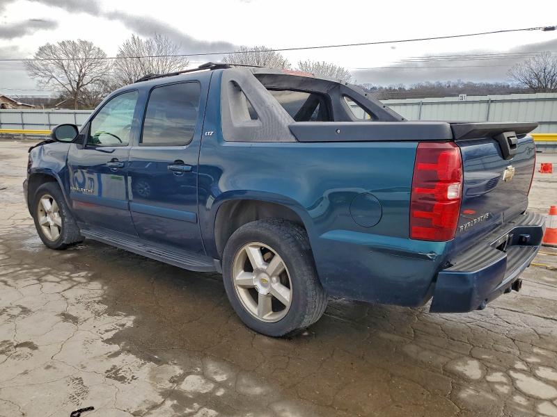 Photo 2 from auction – 2007 CHEVROLET AVALANCHE with VIN 3GNEC12J47G230355