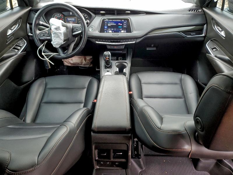 Photo 8 from auction – 2021 CADILLAC XT4 SPORT with VIN 1GYFZER48MF042464