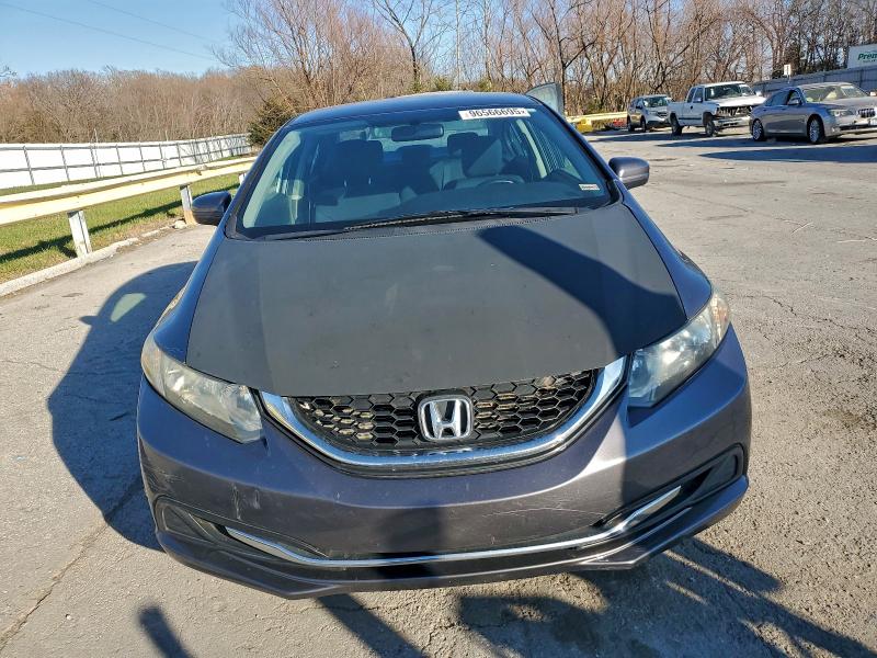 Photo 5 from auction – 2015 HONDA CIVIC LX with VIN 19XFB2F53FE256961