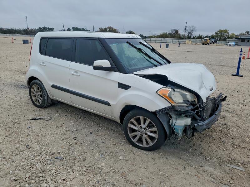 Foto 4 de la subasta – 2013 KIA SOUL + con VIN KNDJT2A68D7533642