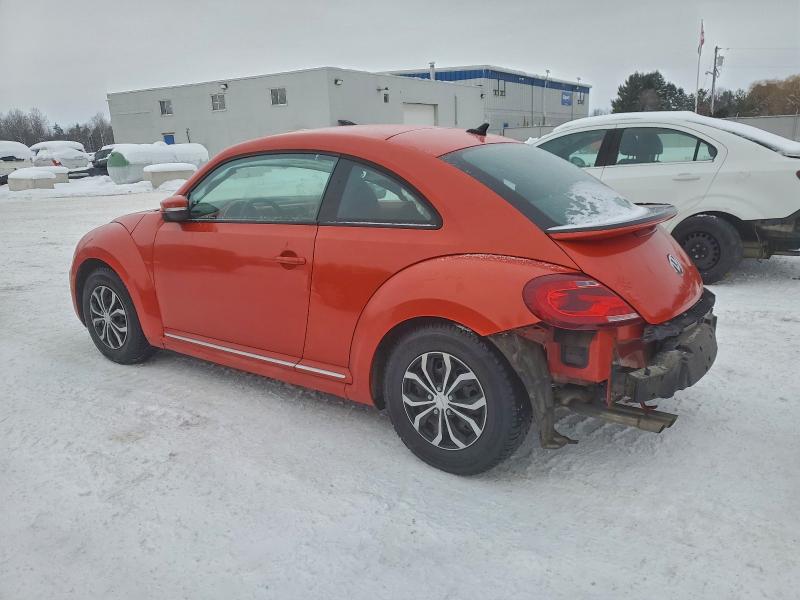 Photo 2 from auction – 2018 VOLKSWAGEN BEETLE with VIN 3VWJD7AT7JM719669
