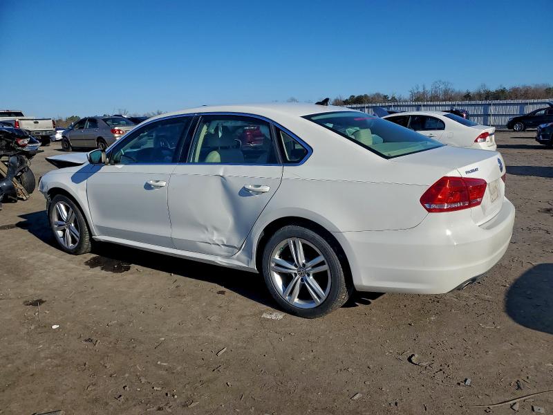 Photo 2 from auction – 2014 VOLKSWAGEN PASSAT SE with VIN 1VWBN7A30EC058902