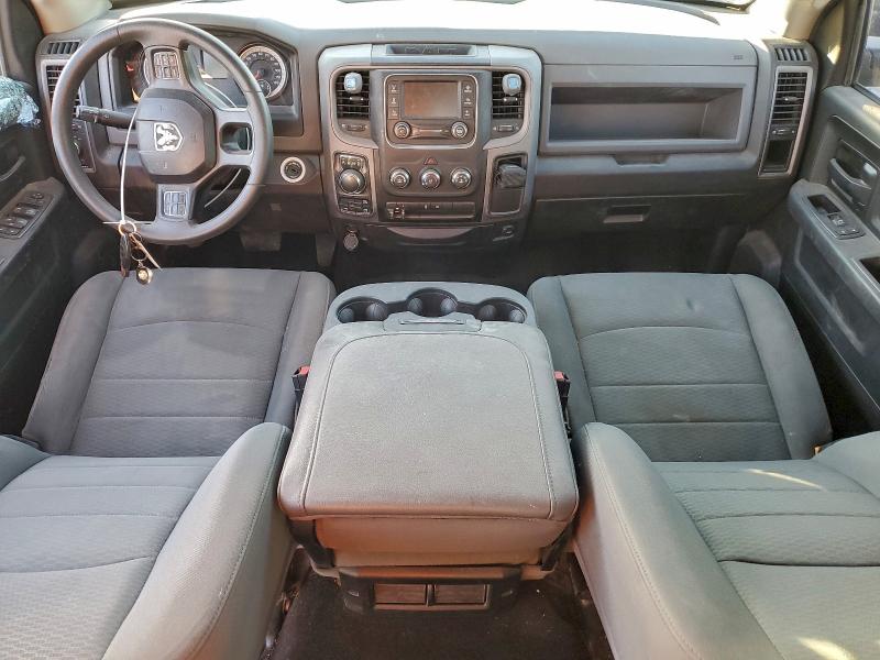 Photo 8 from auction – 2018 RAM 1500 with VIN 3C6RR7KT6JG141446