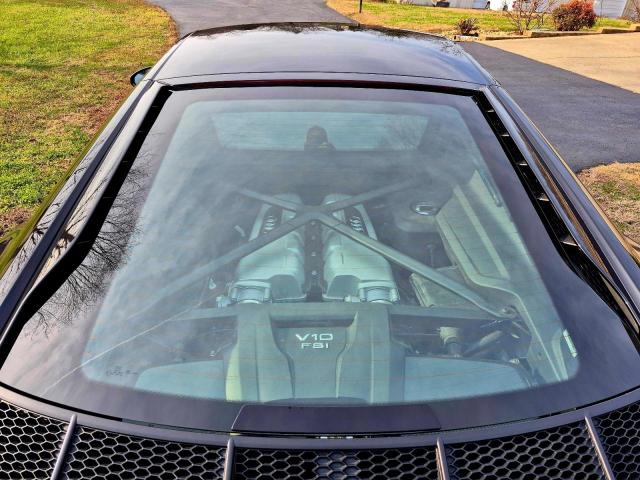 Photo 12 from auction – 2021 AUDI R8 with VIN WUAKBAFX4M7901384