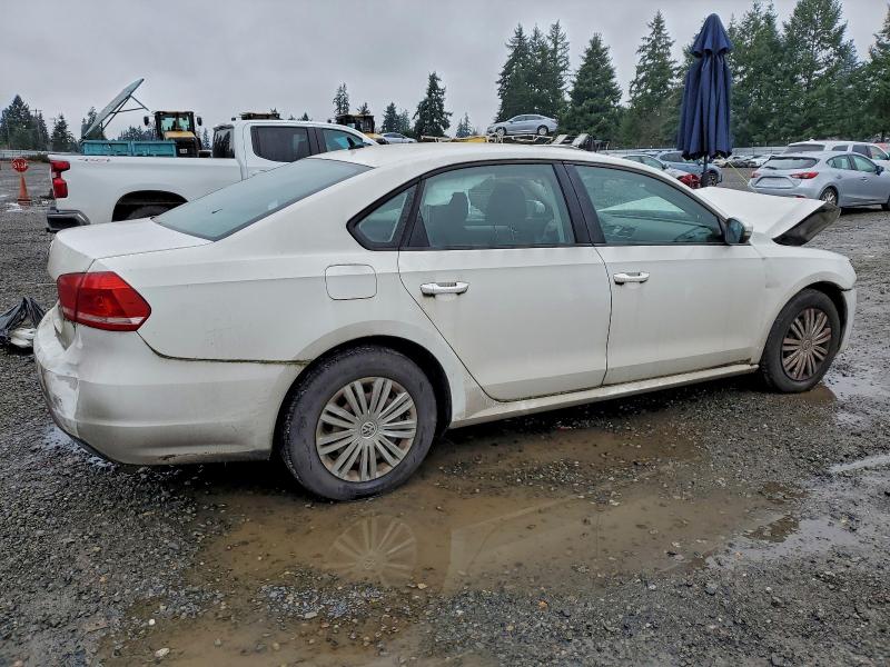 Photo 3 from auction – 2014 VOLKSWAGEN PASSAT S with VIN 1VWAP7A33EC010798