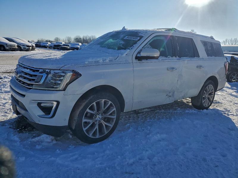 FORD EXPEDITION 2018 with VIN 1FMJK2AT4JEA59992 - Photo from auction