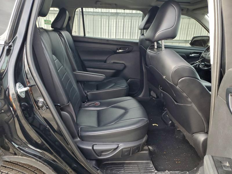 Photo 11 from auction – 2021 TOYOTA HIGHLANDER with VIN 5TDGZRBH7MS534708
