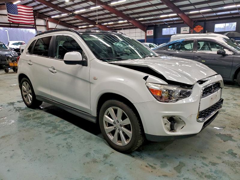 Photo 4 from auction – 2014 MITSUBISHI OUTLANDER with VIN 4A4AR4AU6EE003975