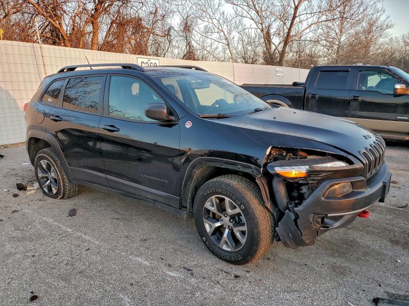 Photo 4 from auction – 2015 JEEP CHEROKEE T with VIN 1C4PJMBS6FW576764